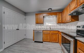 2 beds, 1.5 baths, 900 sqft, $900, Unit 6