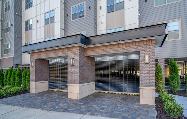 2 beds, 2 baths, 1,270 sqft, $3,250, Unit Residence 510
