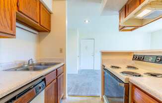 Kitchen gallery at Coventry Oaks Apartments, Overland Park, KS, 66214