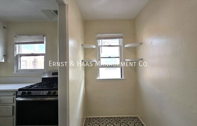 332 HERMOSA AVE