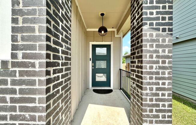 Modern and Cozy 3BR/2BA Home with Garage, Fenced Yard & Covered Deck!