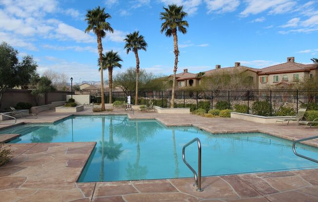 3 beds, 2 baths, $1,565, Unit Bldg K5