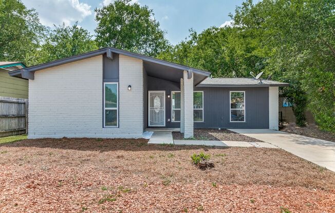 RENOVATED 3-BEDROOM HOME IN UNITED WESTWOOD
