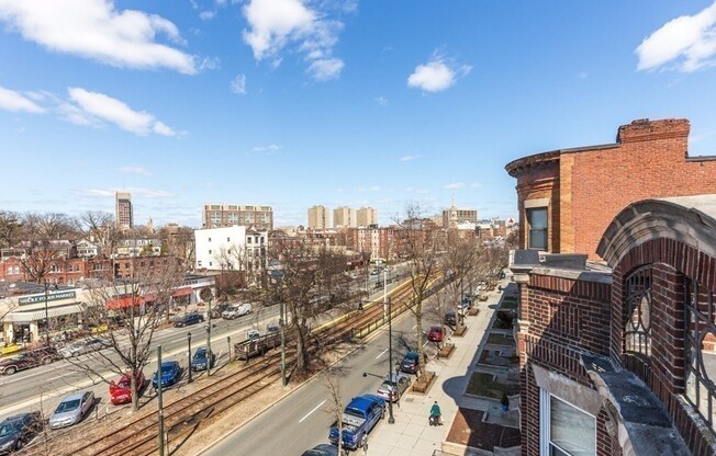 4 beds, 2 baths, 2,200 sqft, $6,300, Unit 1