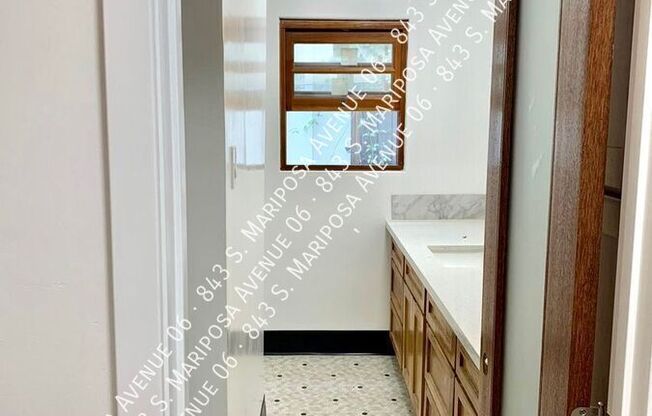 843 S. Mariposa Ave.