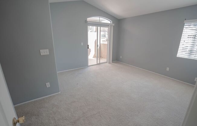 2 beds, 2 baths, $2,595, Unit # 4109