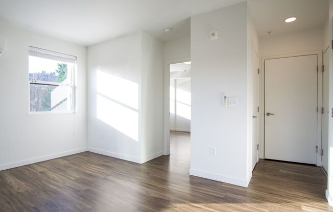 037 - 1834 Apartments