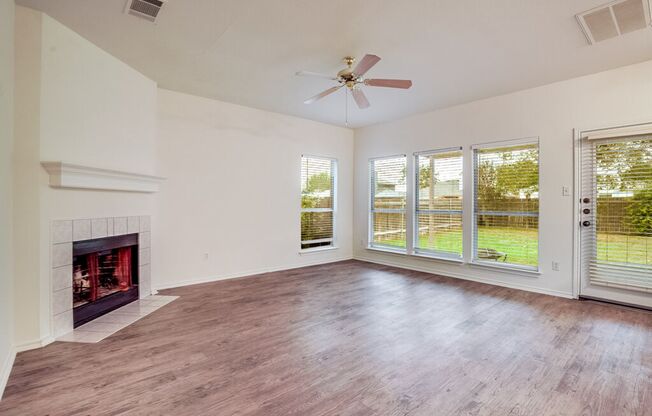 1102 Black Locust Drive West,  Pflugerville, TX 78660  *MOVE IN SPECIAL*