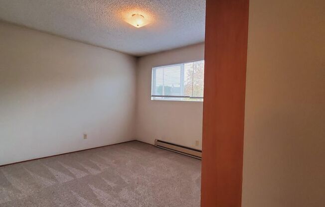 2 beds, 1 bath, 760 sqft, $1,775, Unit 2