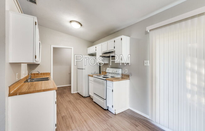 3 beds, 1 bath, 1,063 sqft, $1,750