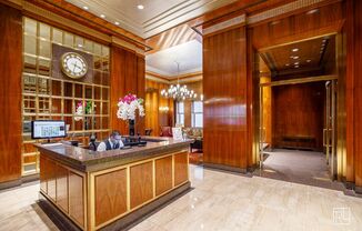 161 W 61 ST