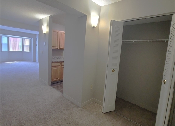 40 WESTWIND RD