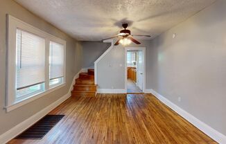 3 beds, 1 bath, $1,295, Unit 1438