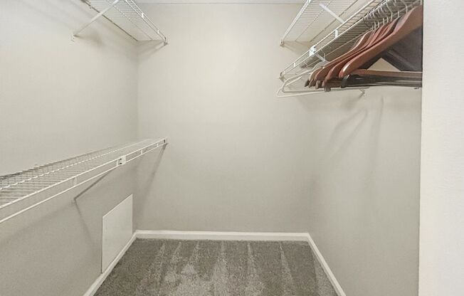 1 bed, 1 bath, $1,300, Unit # 10203