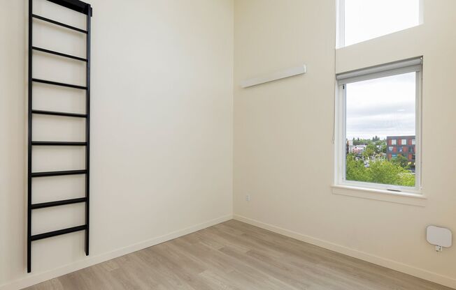 1 bed, 1 bath, 470 sqft, $2,015, Unit 705