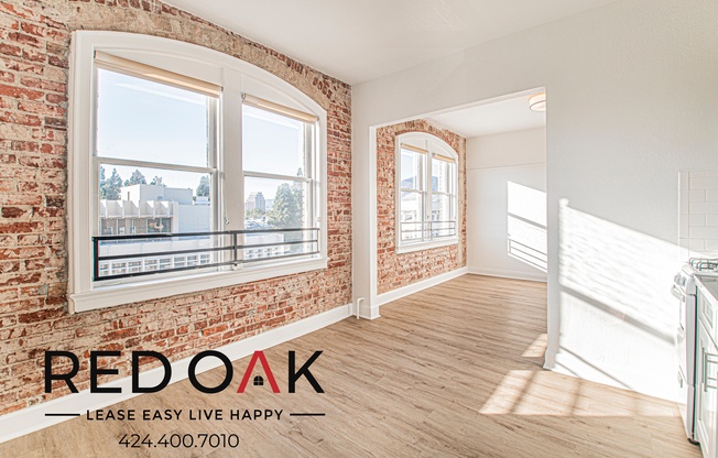 102 N. Glendale Ave.