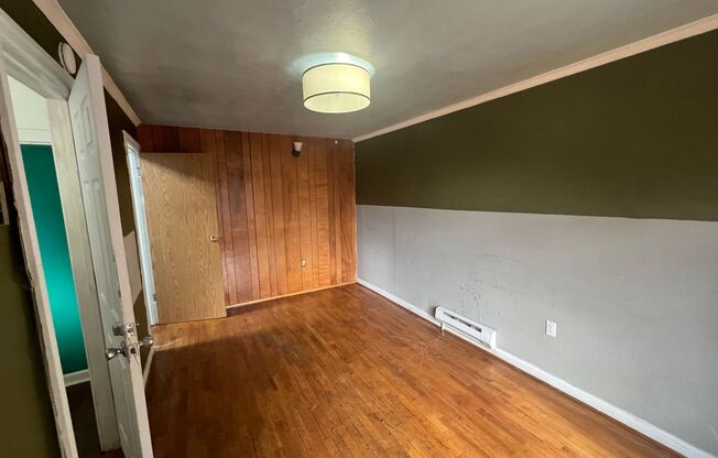 1 bed, 1 bath, $1,275