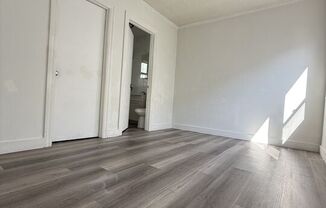 2235 W 14 ST