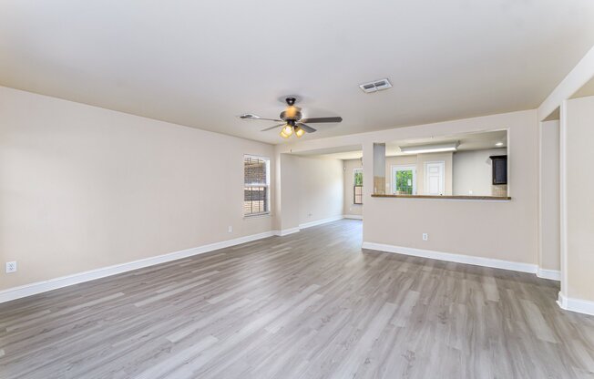5946 HBR GLN DR
