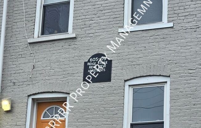 605 RDG ST