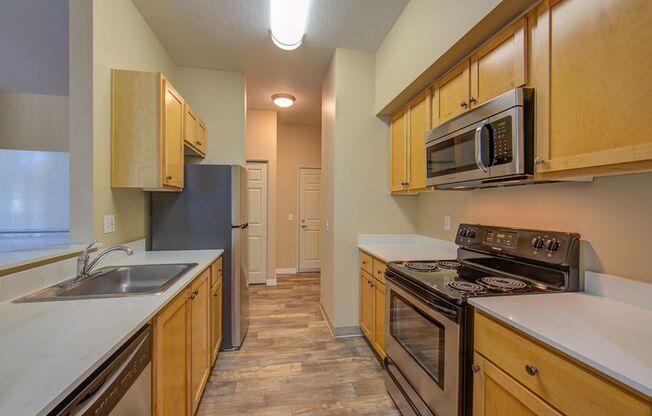 2 beds, 1 bath, 1,000 sqft, $1,900, Unit 244