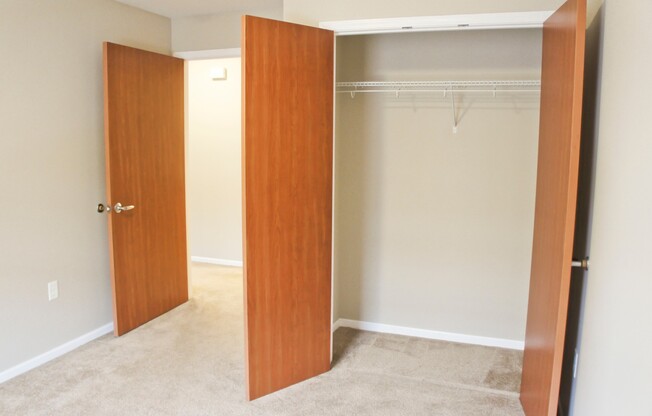 3 beds, 2 baths, 1,257 sqft, $1,475, Unit 313