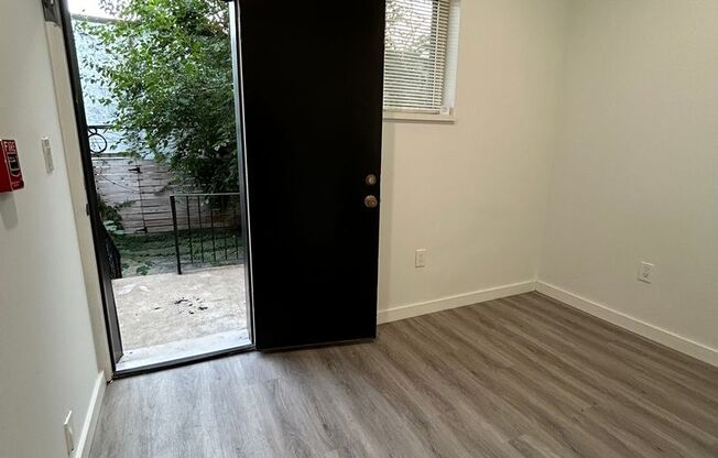 Completely renovated 2 Bedroom 2 Full bathrooms apartment with fenced yard