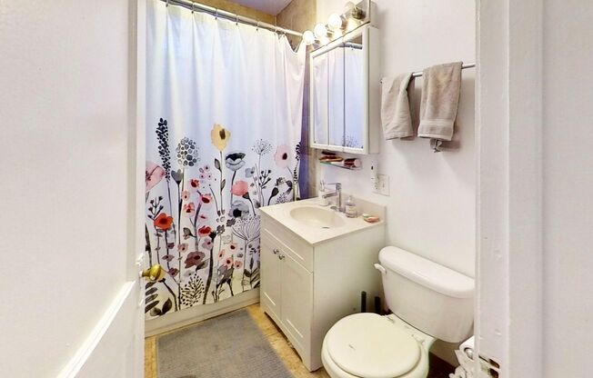 1 bed, 1 bath, 645 sqft, $2,250, Unit 738 1E