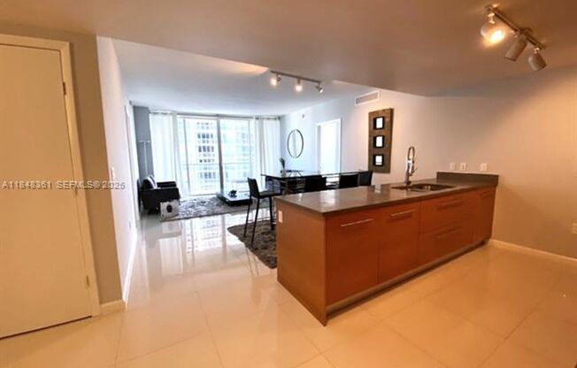 2 beds, 2 baths, 1,167 sqft, $4,700, Unit 475 Brickell Ave unit 4409