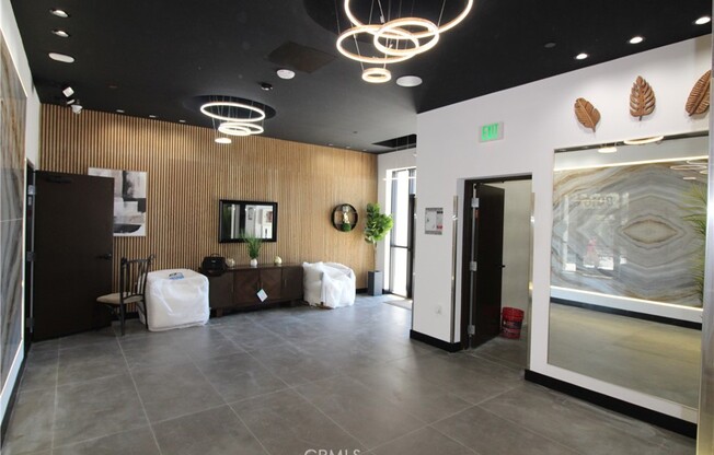 8016 FAIR AVE