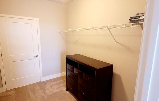 2 beds, 2 baths, 1,187 sqft, $3,720, Unit 455