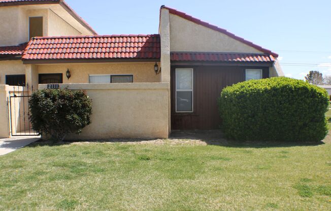 Charming 2-Bedroom Home in Gated Community – Prime Location!