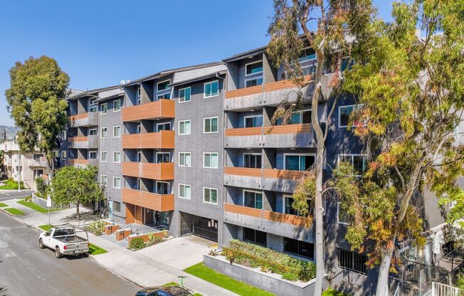 110 South Sweetzer Ave