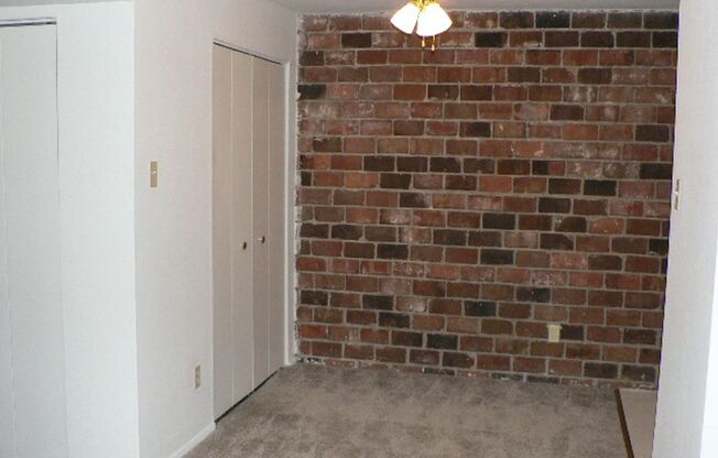 1 bed, 1 bath, 620 sqft, $785, Unit 5262-3