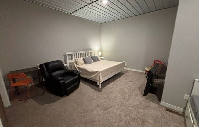4 beds, 3 baths, 2,150 sqft, $2,500, Unit 103