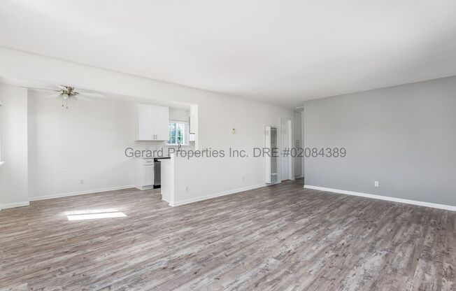 2 beds, 1 bath, $3,250, Unit #B