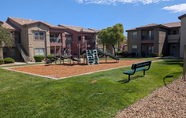 1 bed, 1 bath, $1,350, Unit bldg 22