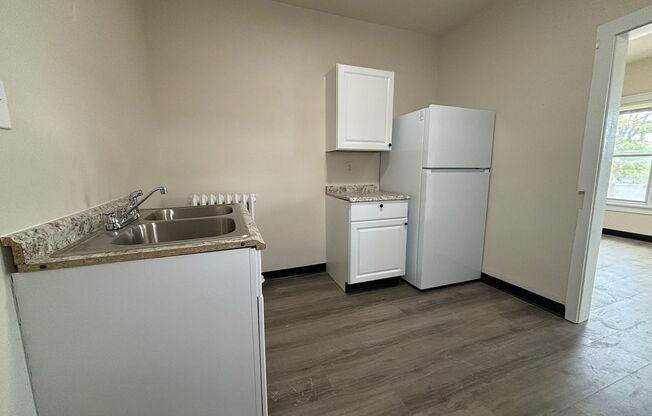 Studio, 1 bath, 479 sqft, $625, Unit Unit 7