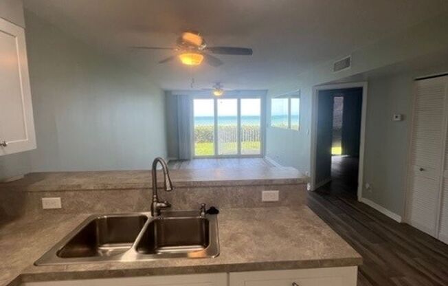 2 beds, 2 baths, $2,995