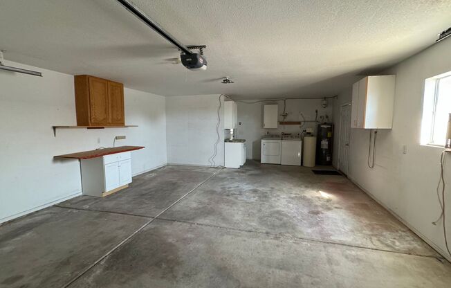 3 beds, 2 baths, $2,000