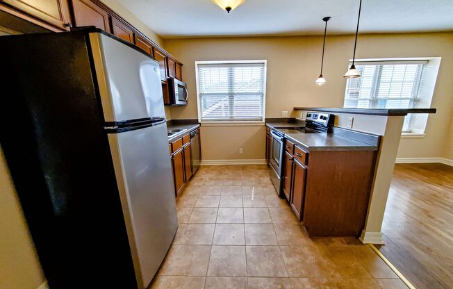 1 bed, 1 bath, 650 sqft, $1,050, Unit 601 - Unit 203 A700