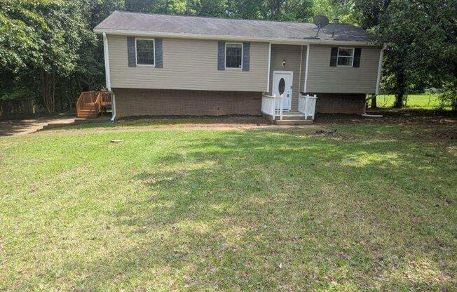 Large 3 Bedroom 2 Bath Ranch with Basement and Garage