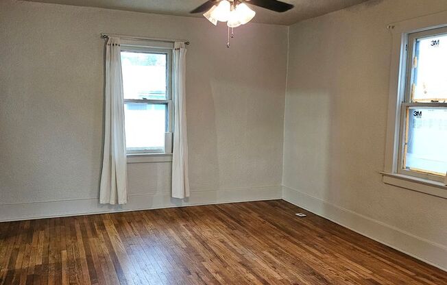 1 bed, 1 bath, $850