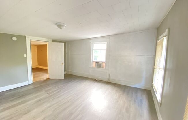 6 beds, 3 baths, 2,832 sqft, $3,500, Unit 2234 Ravine St.