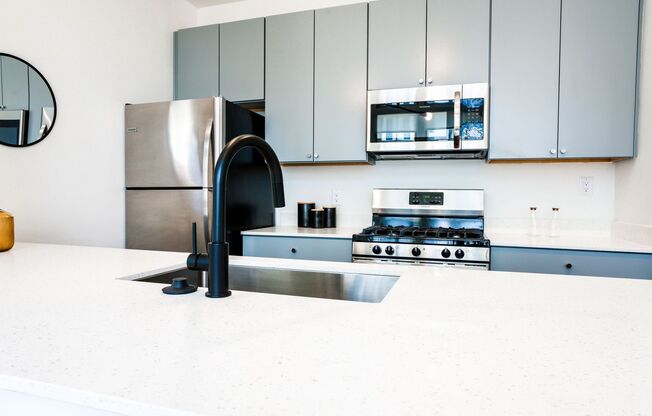 1 bed, 1 bath, 730 sqft, $1,808, Unit 100-405