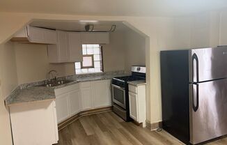1115 W 19th Place
