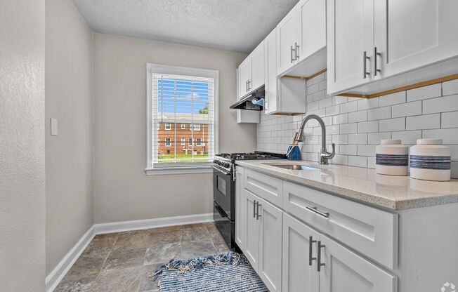 1 bed, 1 bath, 480 sqft, $975