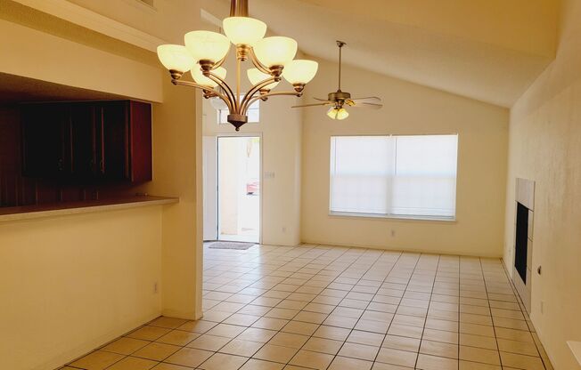 Lovely 3 bedroom 2 bath located in West El Paso!!