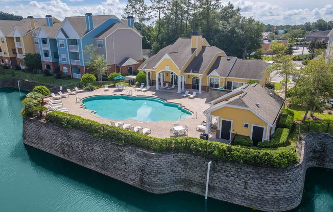 Relaxing Pool
