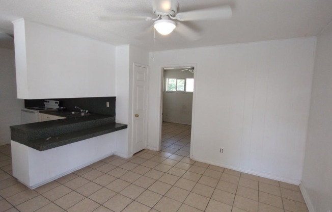 500 W RANCIER AVE